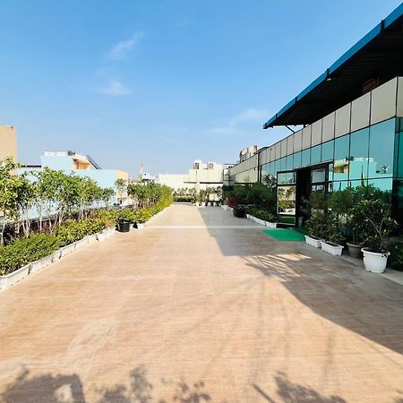 Airport Hotel Grand By Fantasia Új-Delhi Kültér fotó