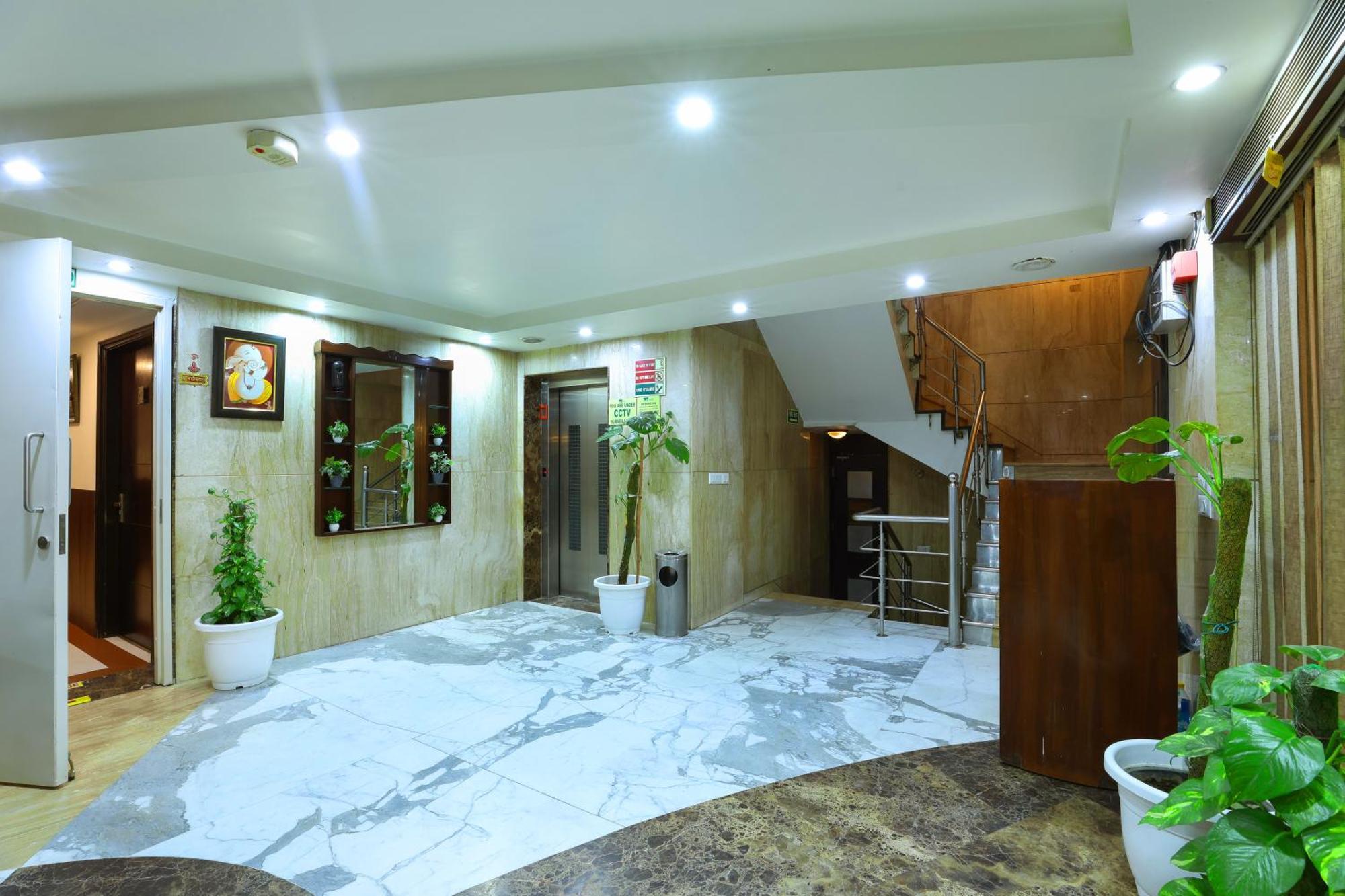 Airport Hotel Grand By Fantasia Új-Delhi Kültér fotó
