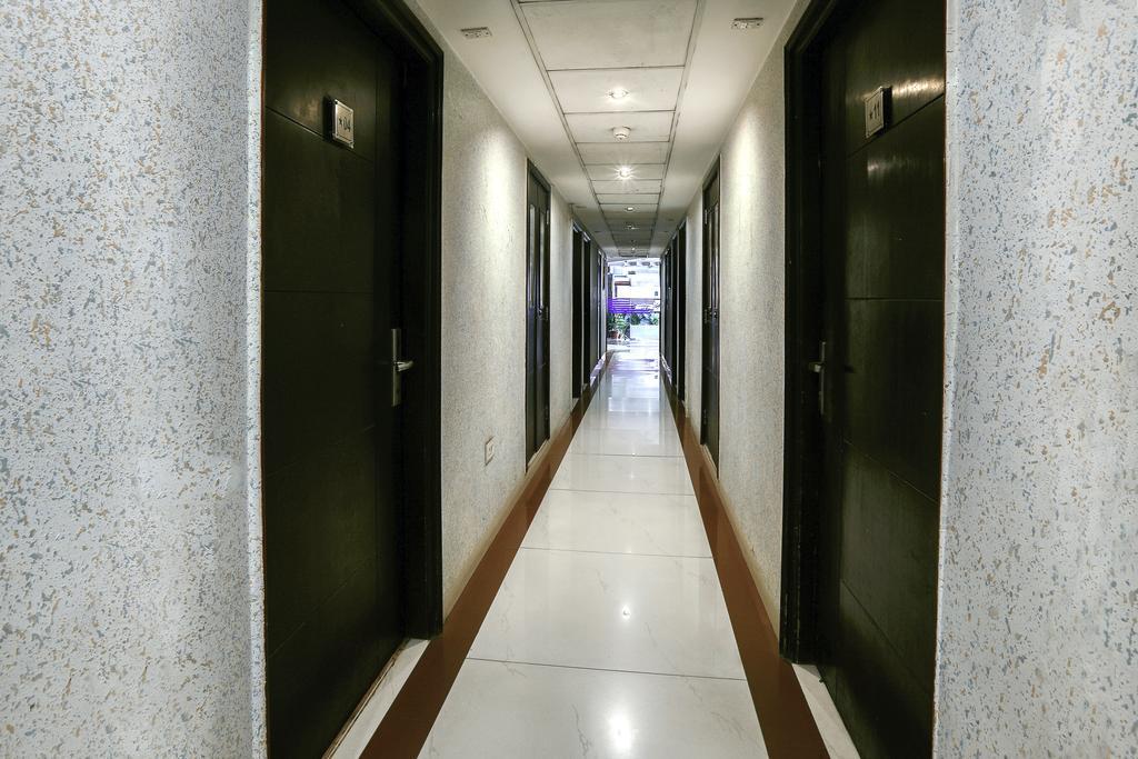 Airport Hotel Grand By Fantasia Új-Delhi Kültér fotó