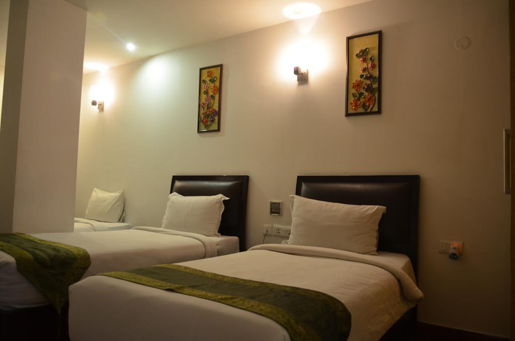 Airport Hotel Grand By Fantasia Új-Delhi Kültér fotó