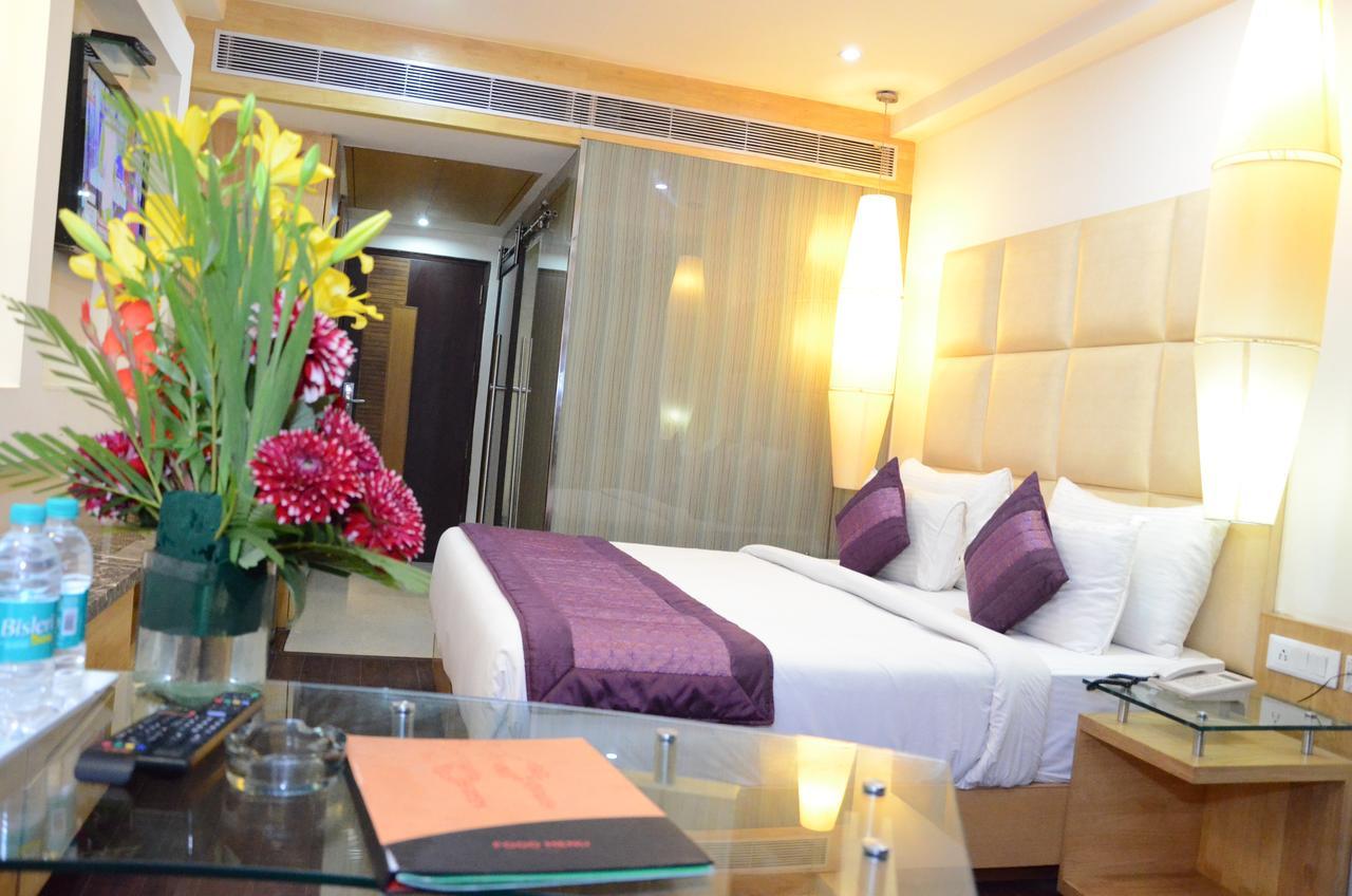 Airport Hotel Grand By Fantasia Új-Delhi Kültér fotó