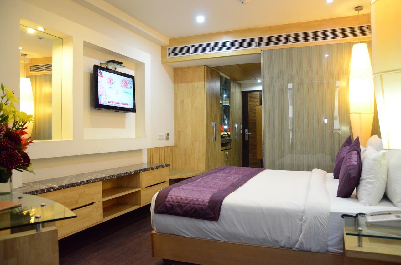Airport Hotel Grand By Fantasia Új-Delhi Kültér fotó
